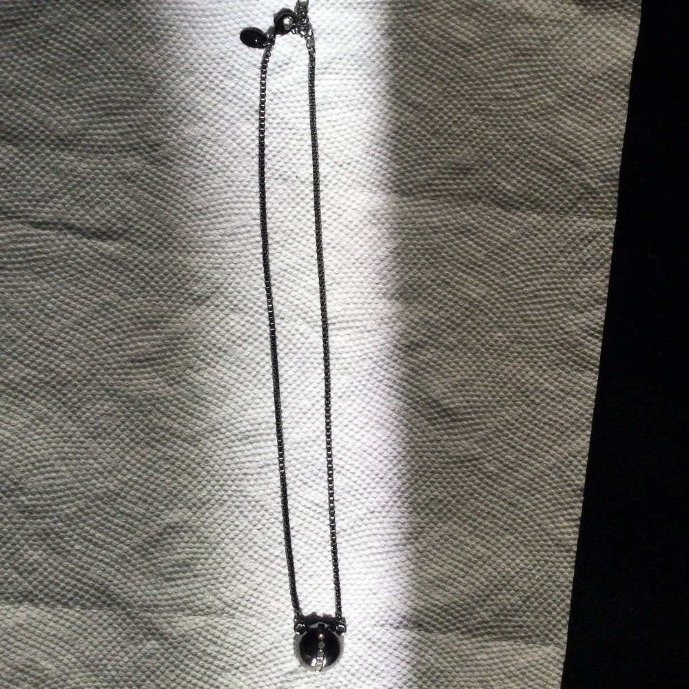Lia Sophia pendant necklace 16" long